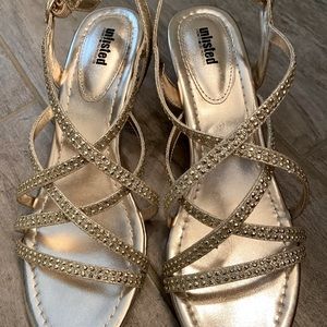 BEAUTIFUL sparkly dress shoes ❤️